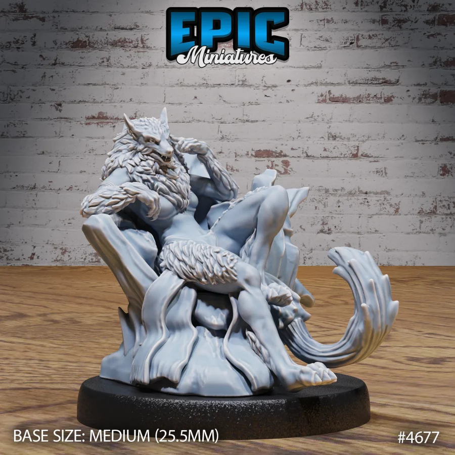 Werewolf Female Throne (Medium)