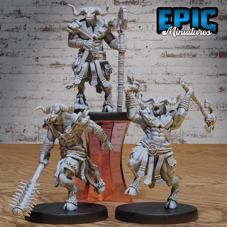 Minotaur Adventurer Axe / Minotaur Adventurer Dagger / Minotaur Adventurer Mace Set