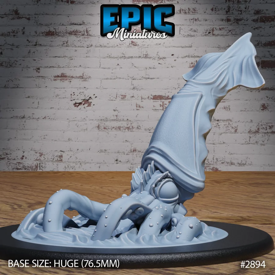 Giant Squid Swimming (Huge)