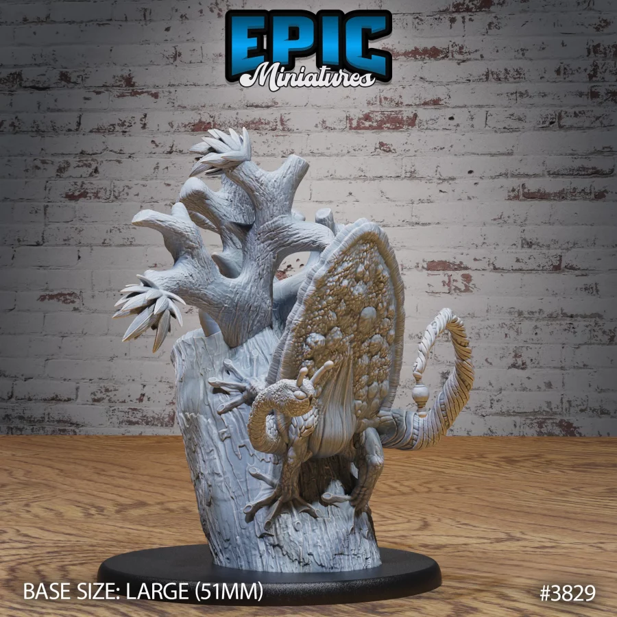 Exotic Rain Forest Creature Climbing (Large)