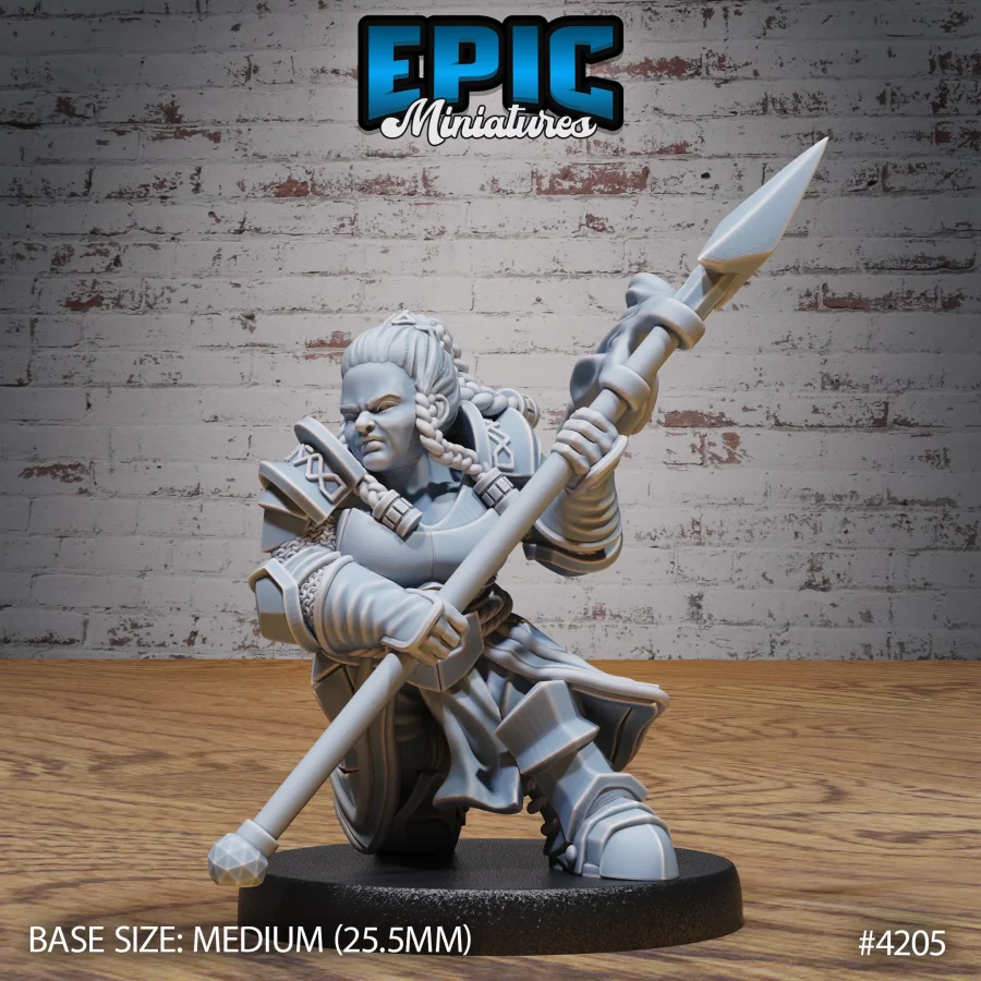 Dwarf Tribe Spear Valkyrie (Medium)