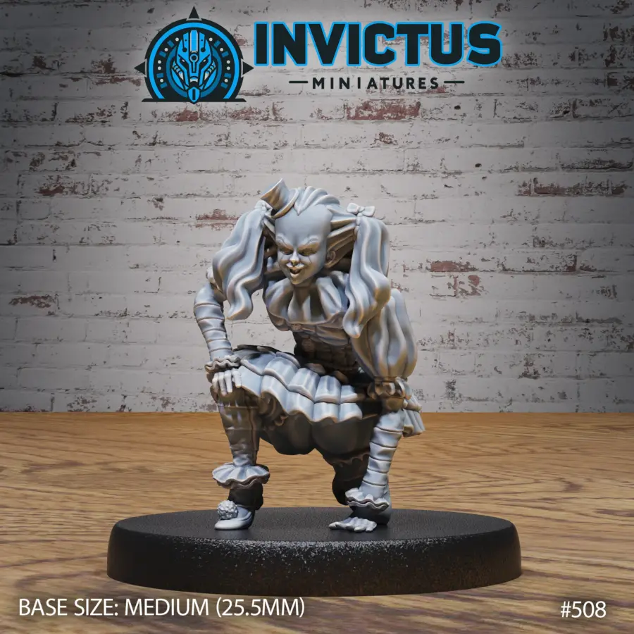 Scary Clown Kneel (Medium)